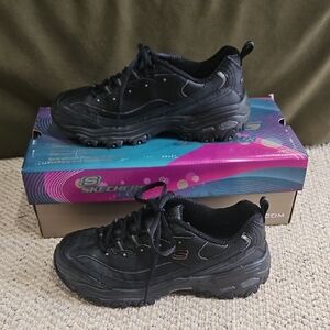 Sketchers D'Lites Shoes Size 7 Black